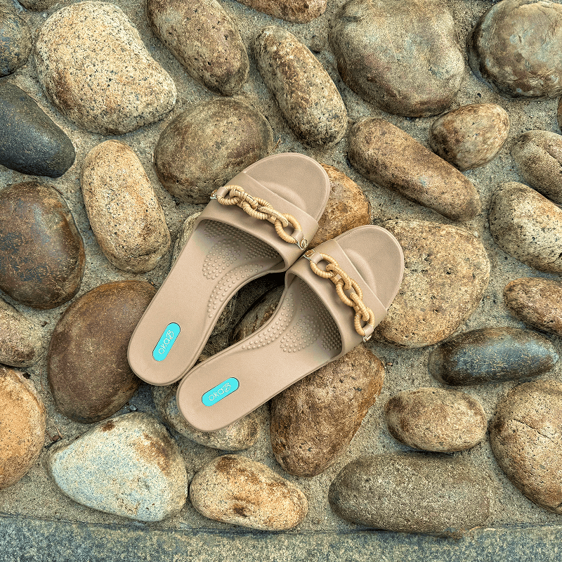 Shay Slide Sandals - Licorice - Oka - B